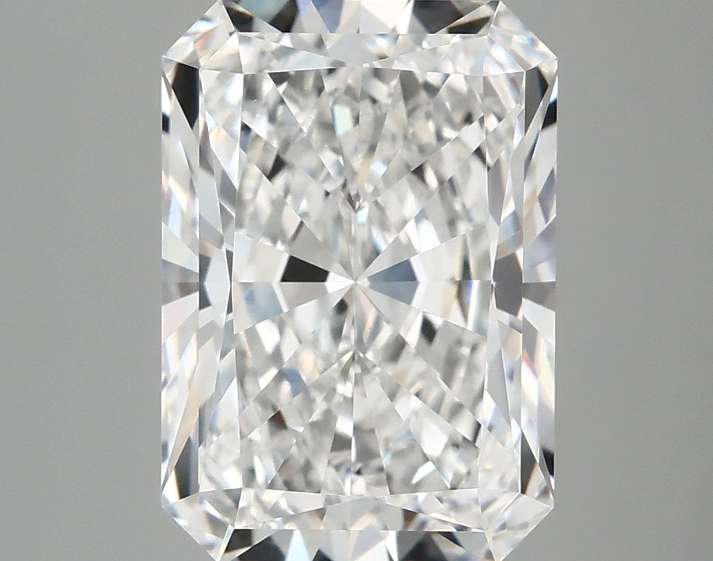 4.98 ct. radiant Lab Grown Diamond front image