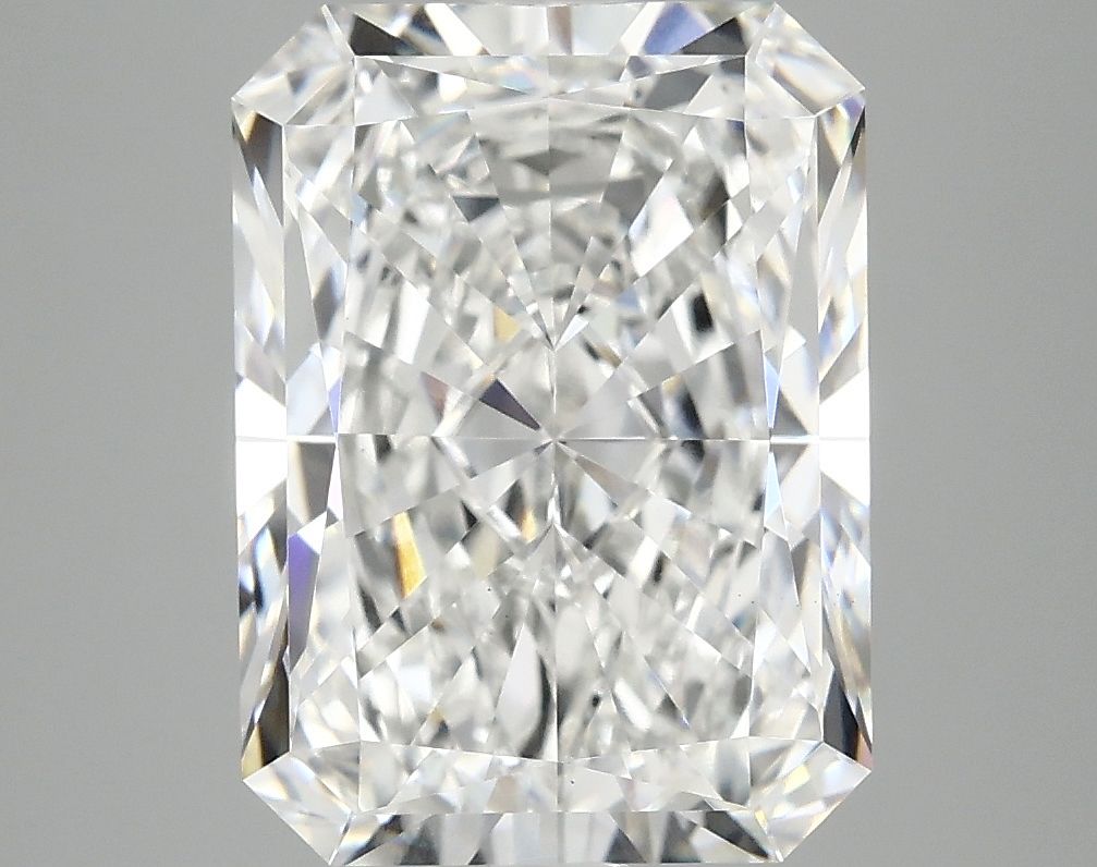 4.84 ct. radiant Lab Grown Diamond front image