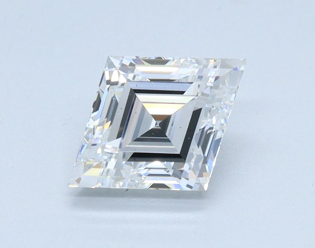 1.4 ct lab-grown Lozenge Diamond