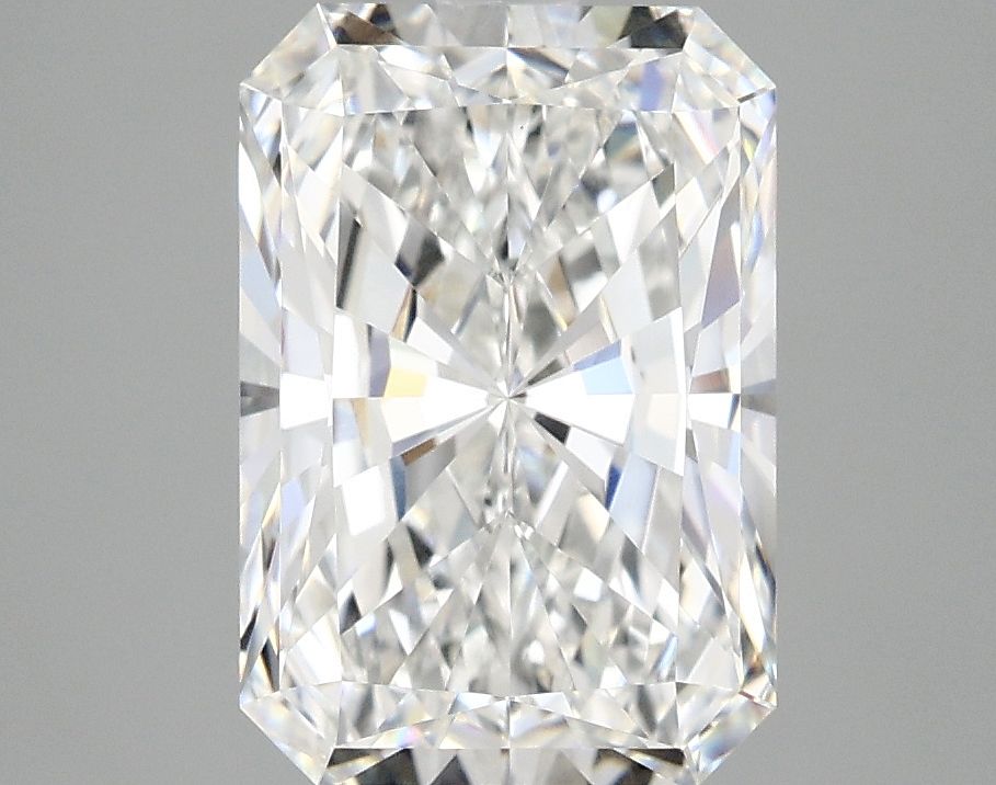 3.09 ct. radiant Lab Grown Diamond front image