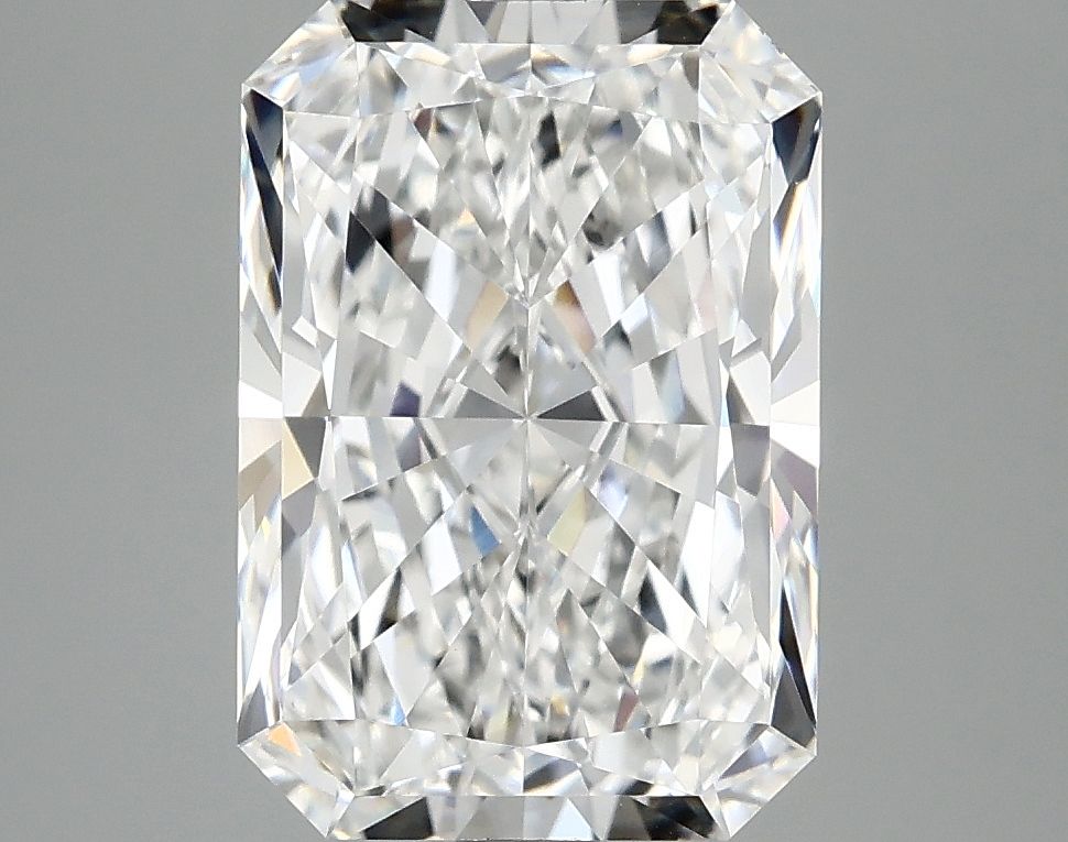 4.18 ct. radiant Lab Grown Diamond front image