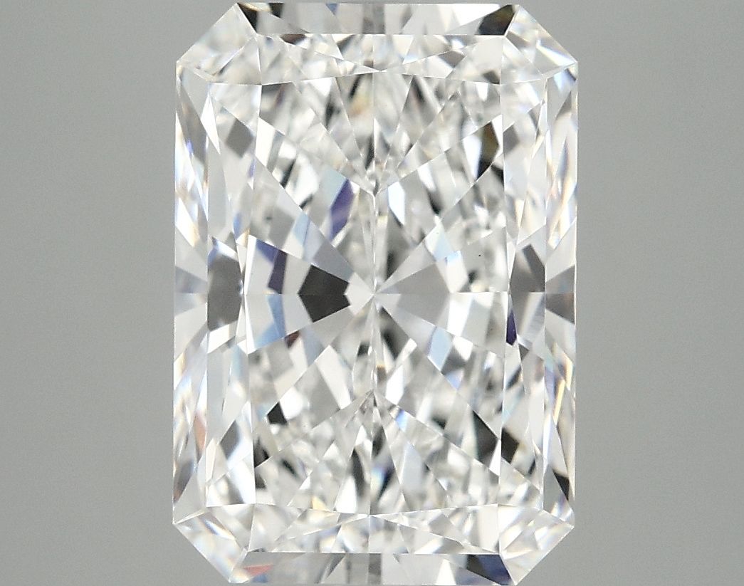 5.07 ct. radiant Lab Grown Diamond front image