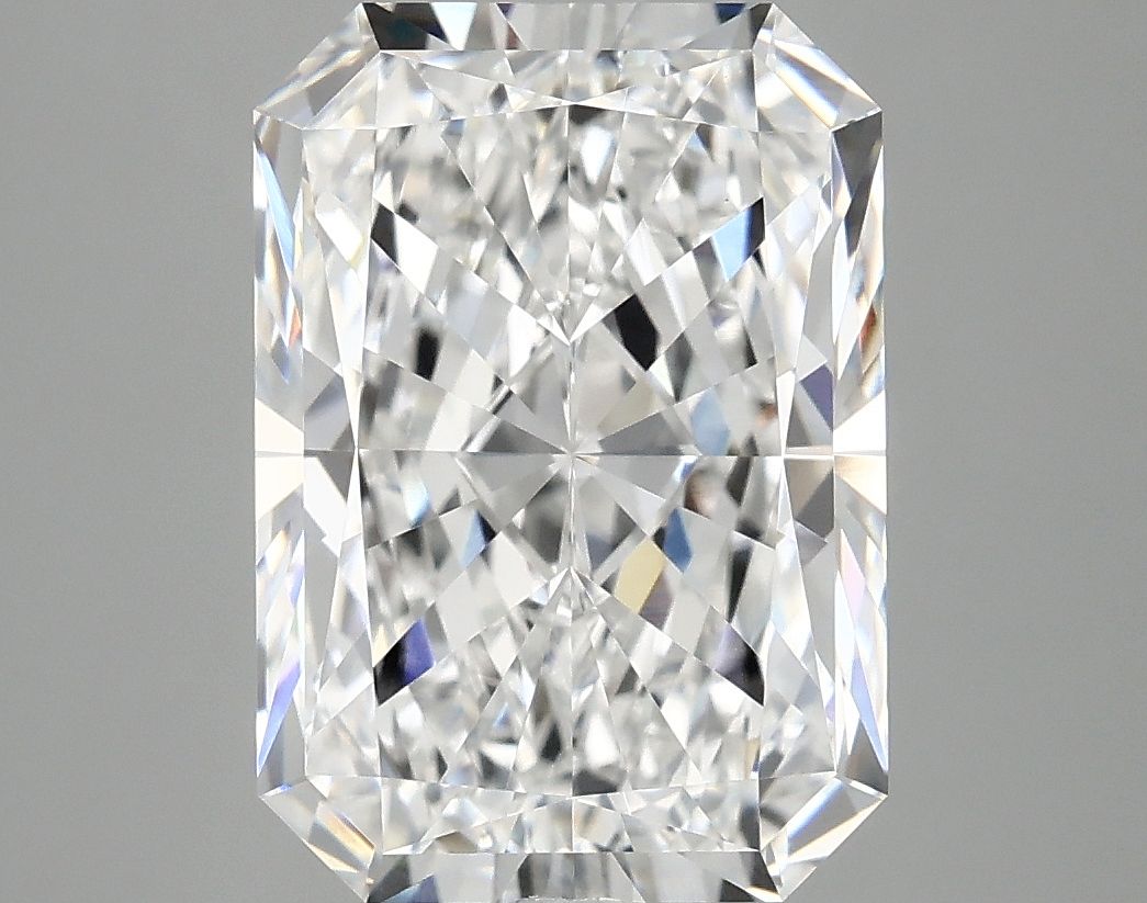 5.07 ct. radiant Lab Grown Diamond front image
