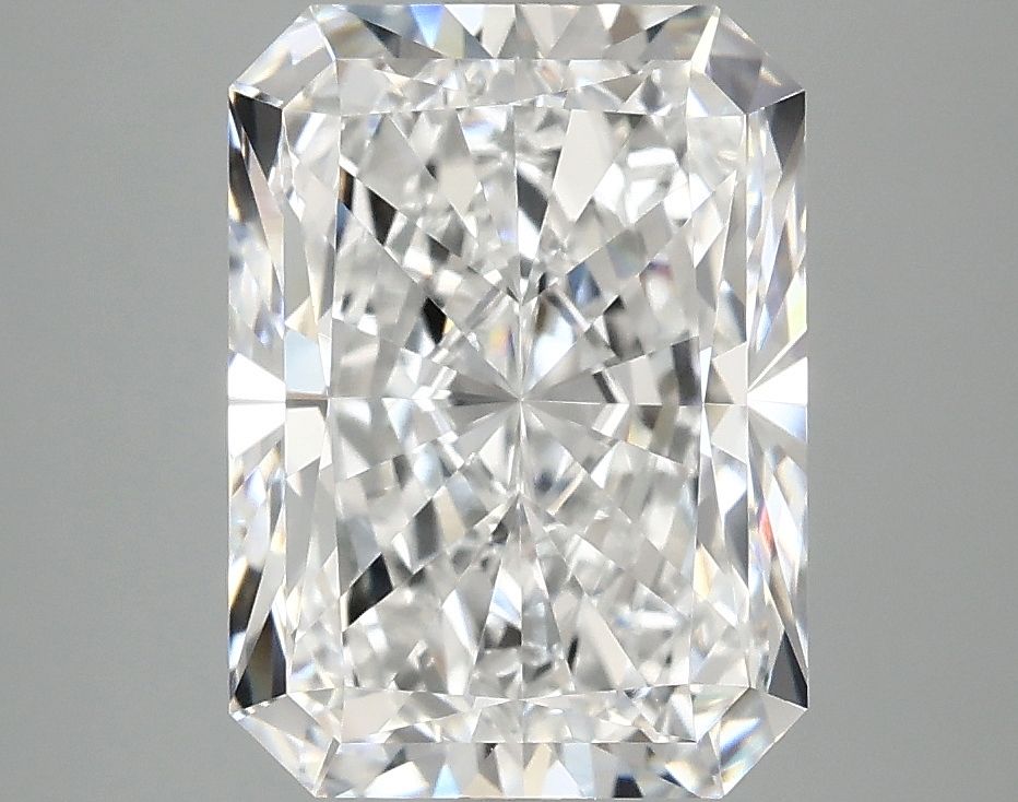 3.93 ct. radiant Lab Grown Diamond front image