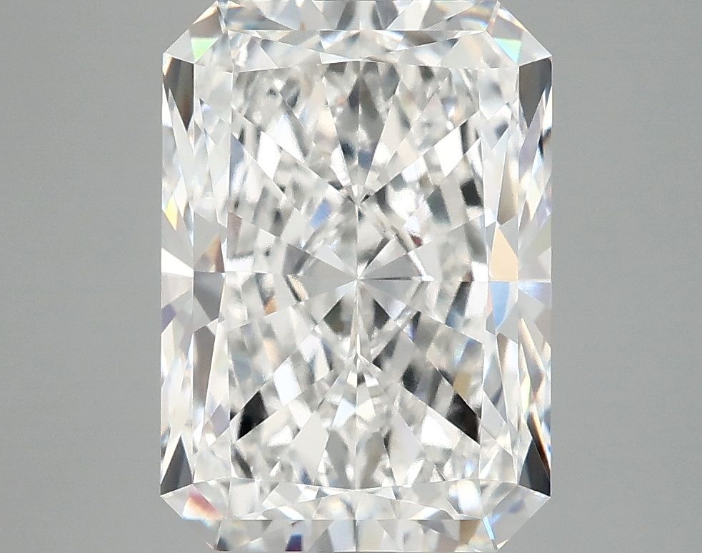 5.03 ct. radiant Lab Grown Diamond front image