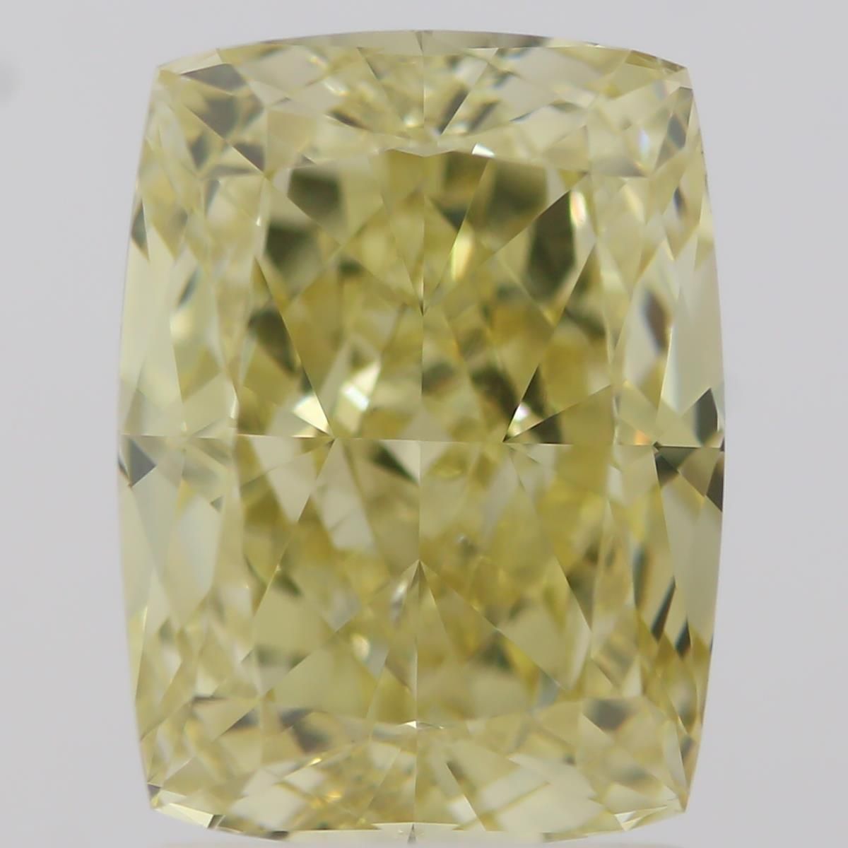 2.01 ct Cushion Brilliant diamond