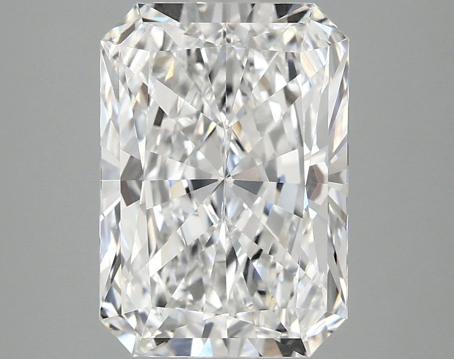 3.09 ct. radiant Lab Grown Diamond front image