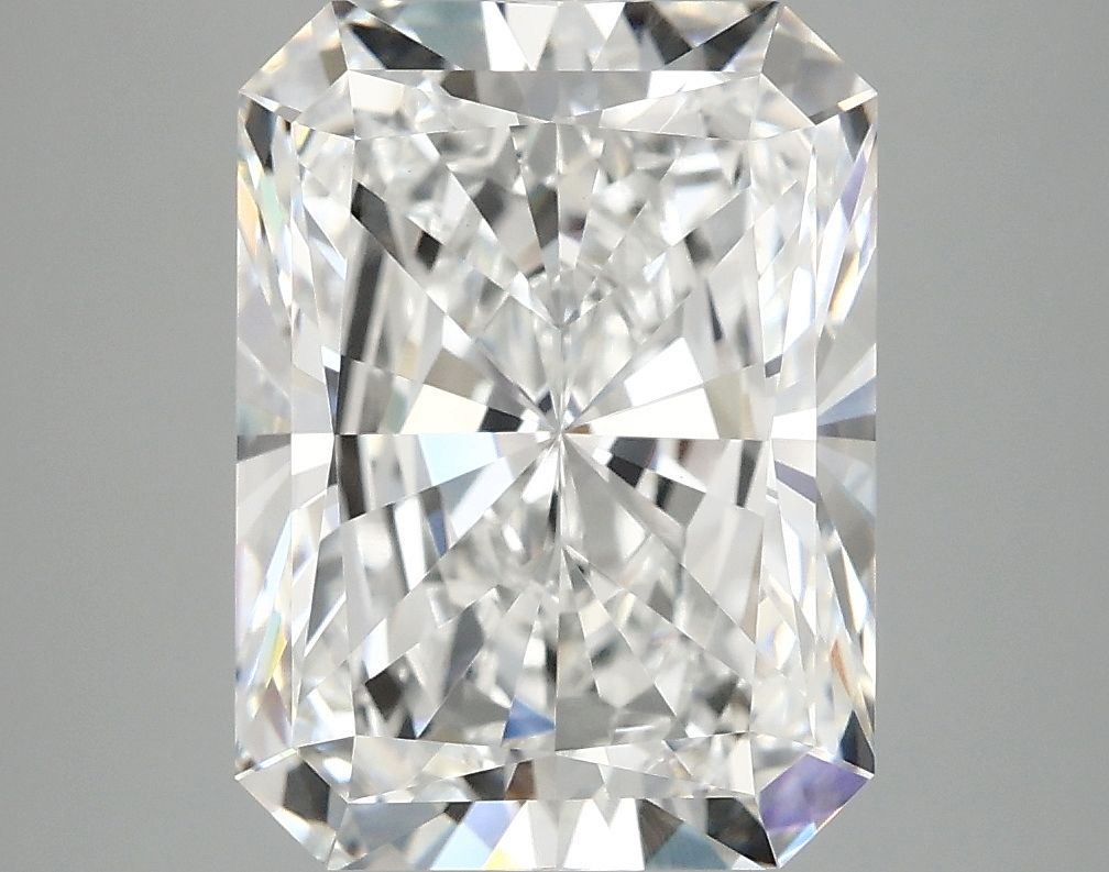 4.98 ct. radiant Lab Grown Diamond front image