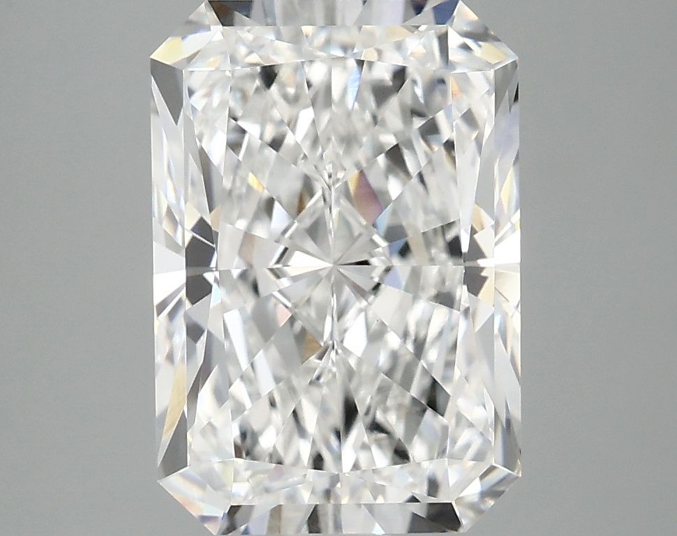 4.05 ct. radiant Lab Grown Diamond front image