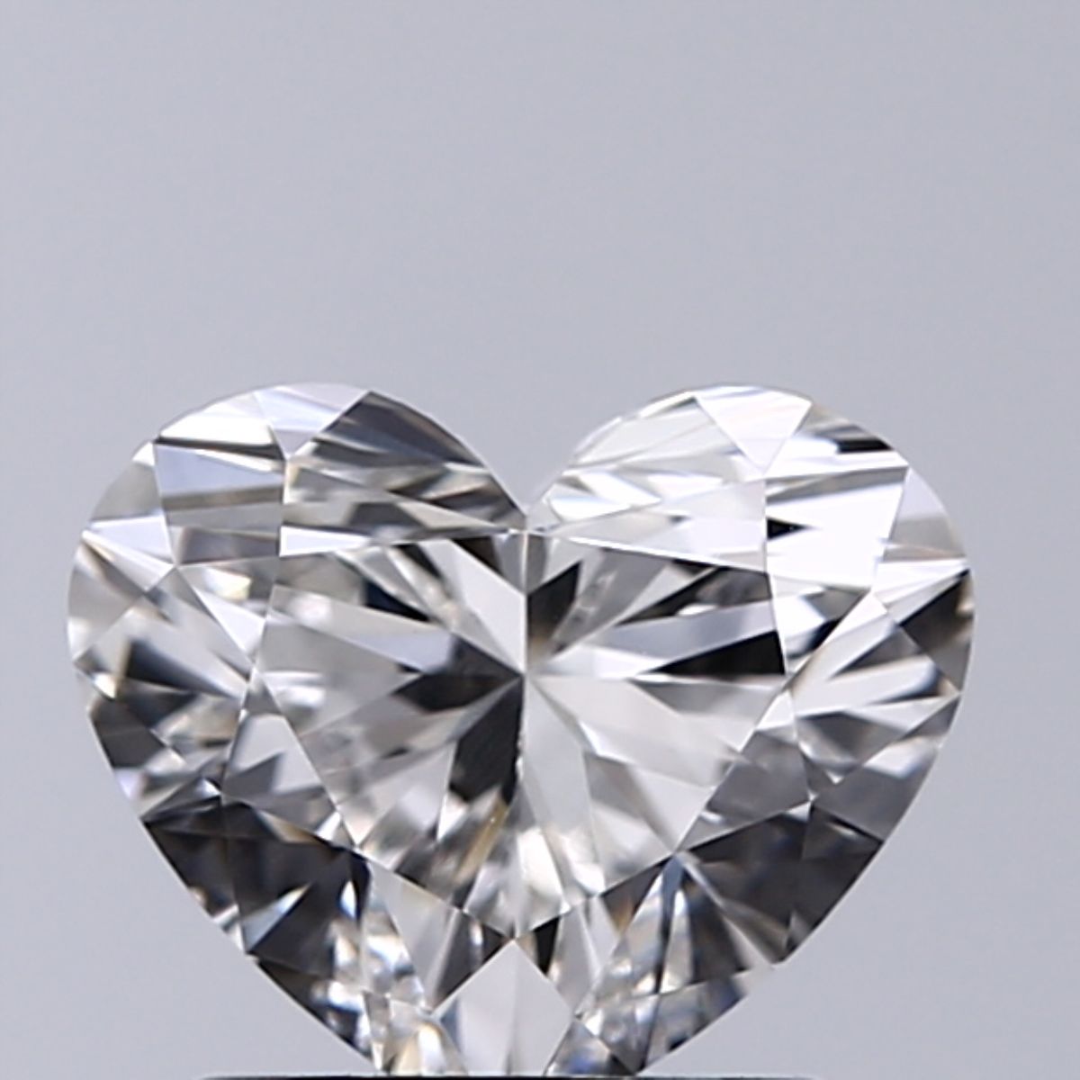 1.2 carat f VVS2 EX Cut IGI heart diamond