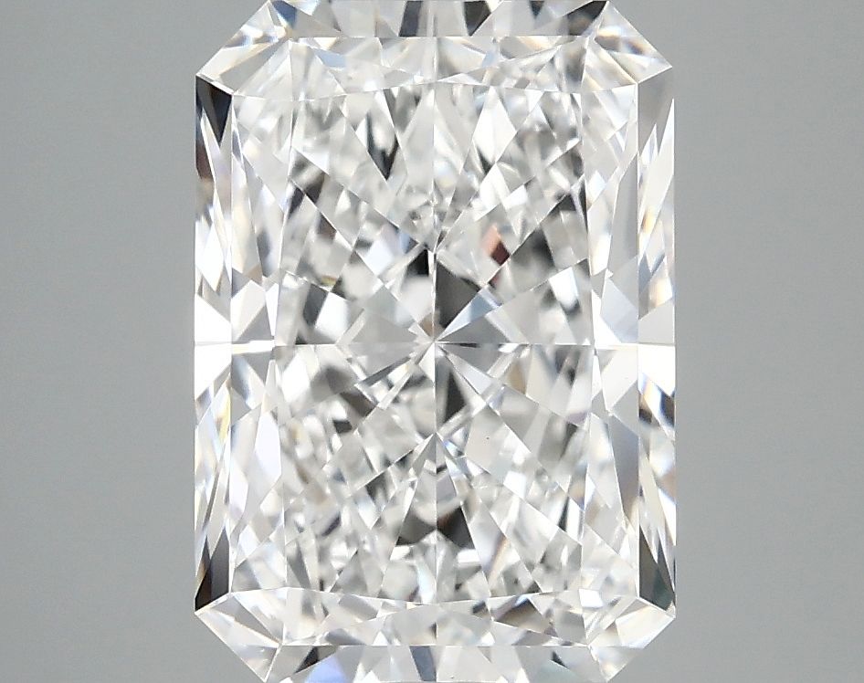 3.93 ct. radiant Lab Grown Diamond front image