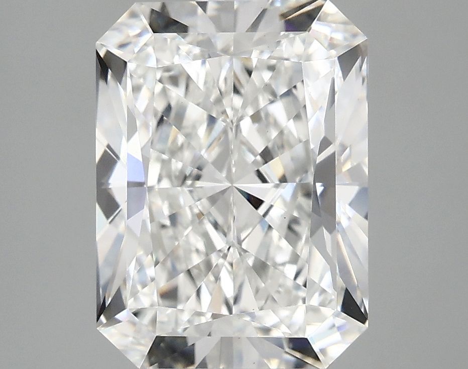 3.94 ct. radiant Lab Grown Diamond front image
