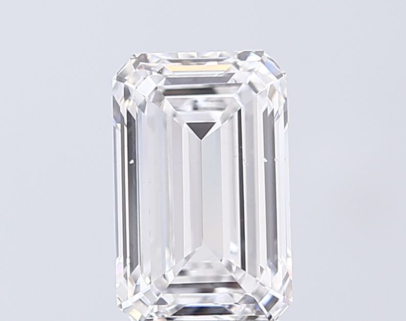 2.50 ct. emerald Lab Grown Diamond front image