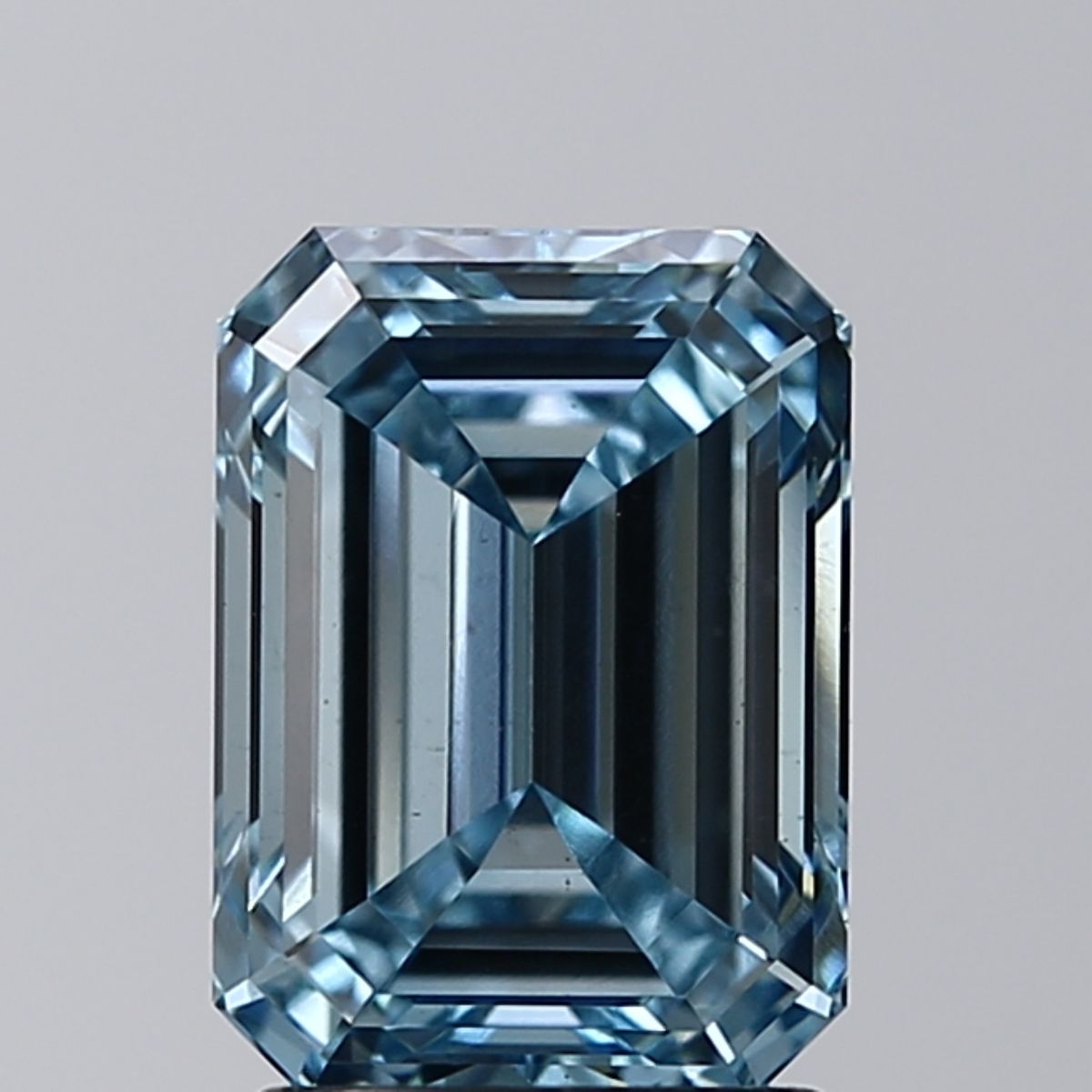 2.01 ct. emerald Lab Grown Diamond front image