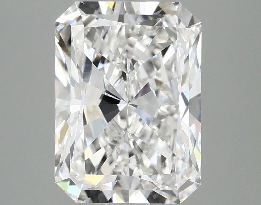 2.99 ct. radiant Lab Grown Diamond front image