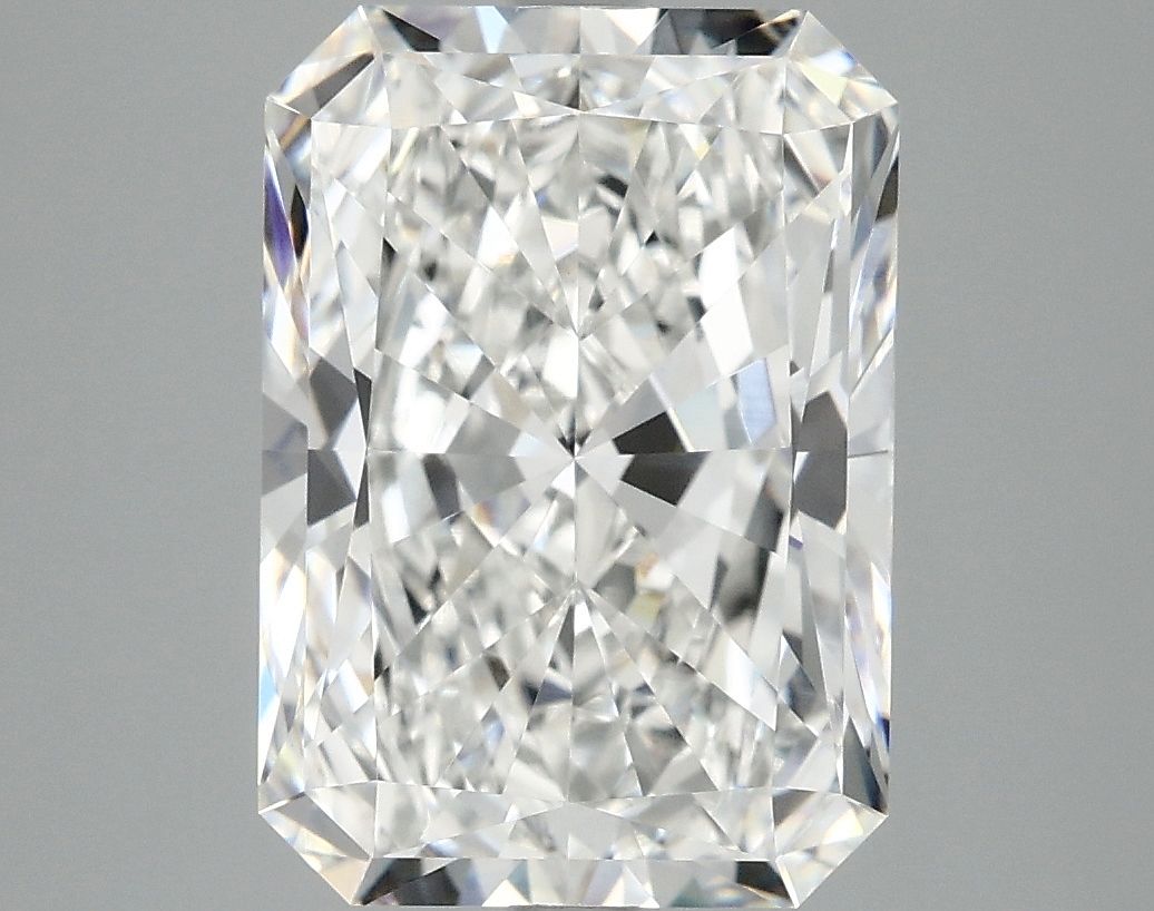 4.83 ct. radiant Lab Grown Diamond front image
