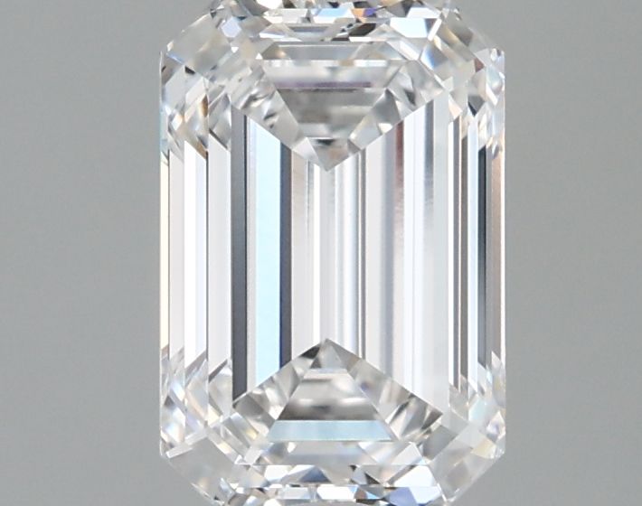1.90 ct. emerald Lab Grown Diamond front image