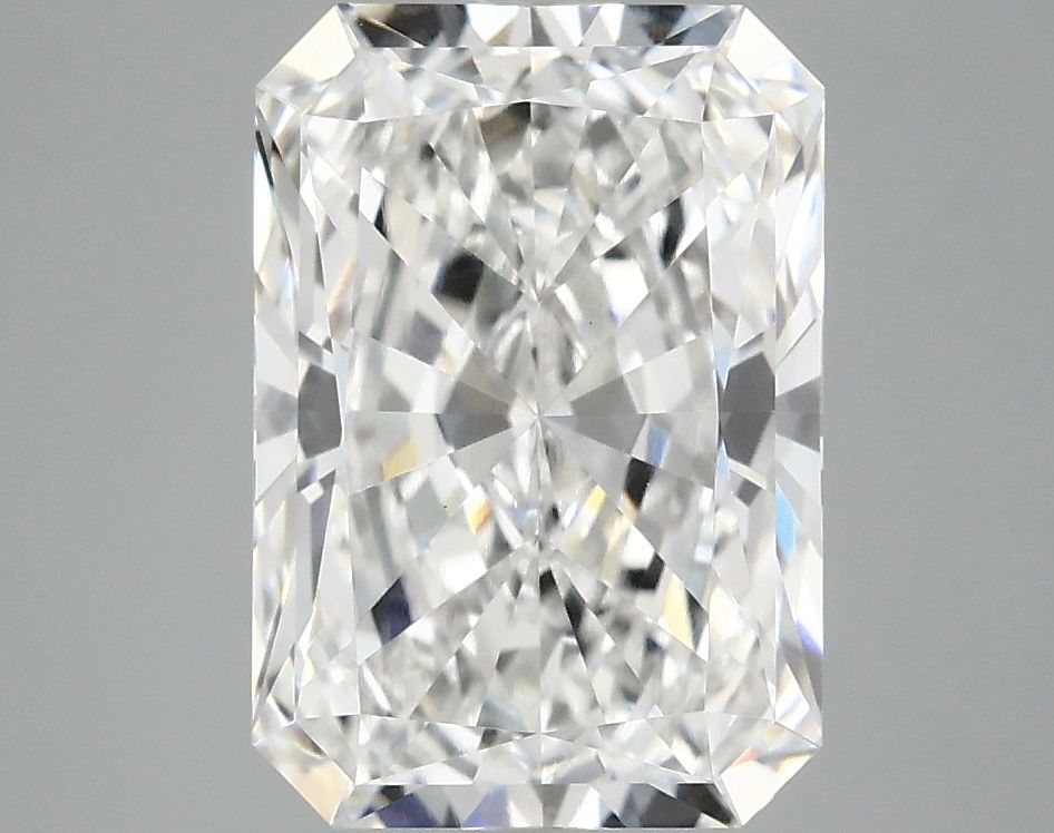 3.09 ct. radiant Lab Grown Diamond front image
