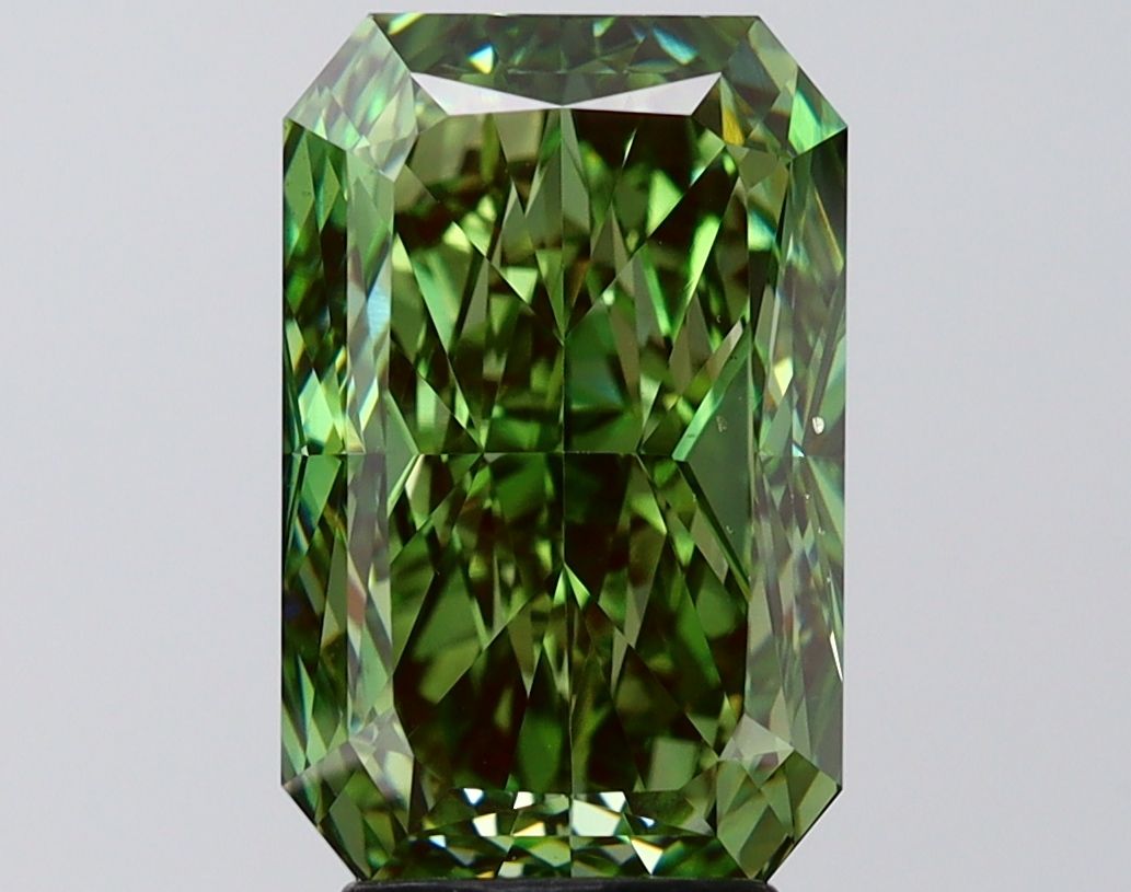 4.03 ct. radiant Lab Grown Diamond front image