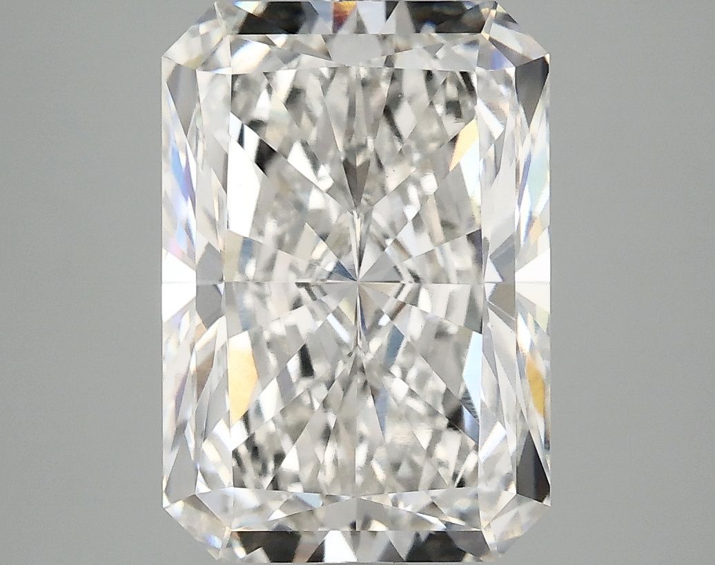 5.04 ct. radiant Lab Grown Diamond front image