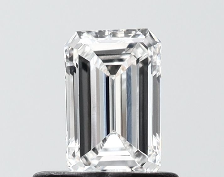0.54 ct. emerald Lab Grown Diamond front image