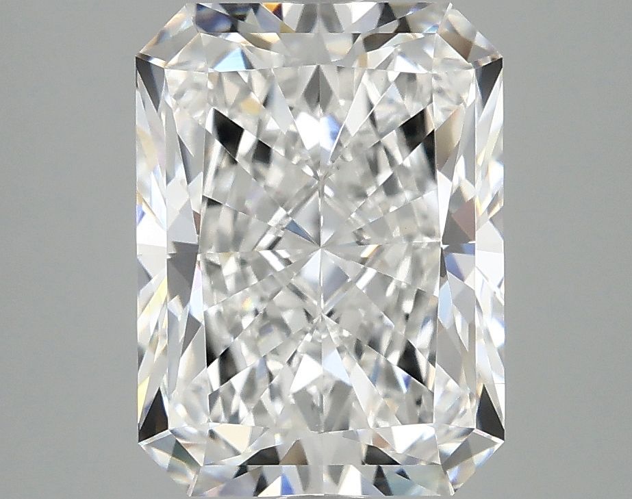 3.91 ct. radiant Lab Grown Diamond front image