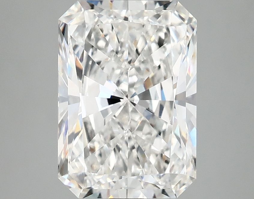 2.97 ct. radiant Lab Grown Diamond front image
