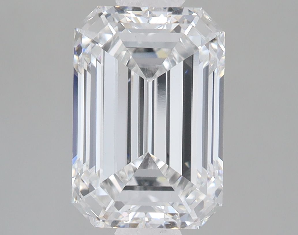 3.07 ct. emerald Lab Grown Diamond front image