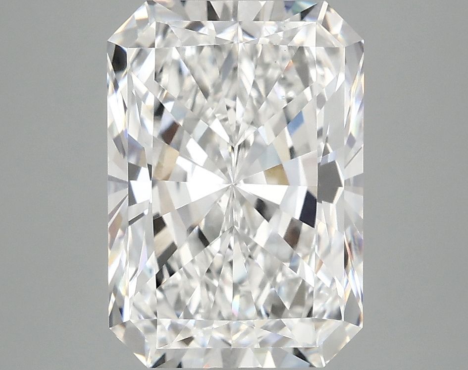 3.85 ct. radiant Lab Grown Diamond front image