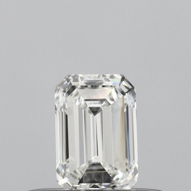 0.30ct Emerald diamond