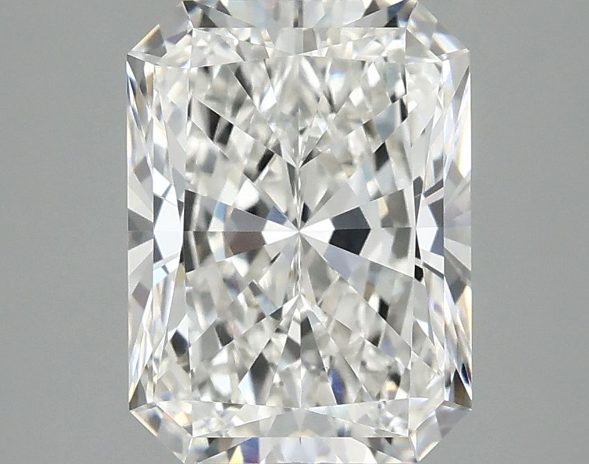 3.08 ct. radiant Lab Grown Diamond front image