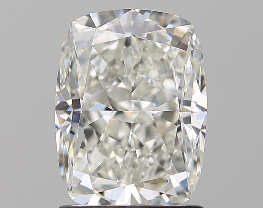 1.70 ct Cushion Brilliant diamond
