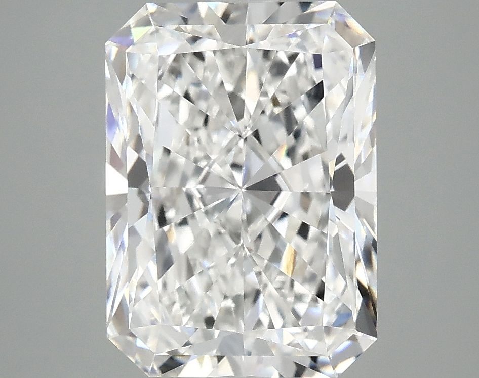 4.11 ct. radiant Lab Grown Diamond front image