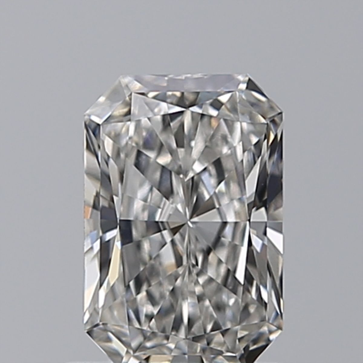 0.90 ct. radiant Lab Grown Diamond front image