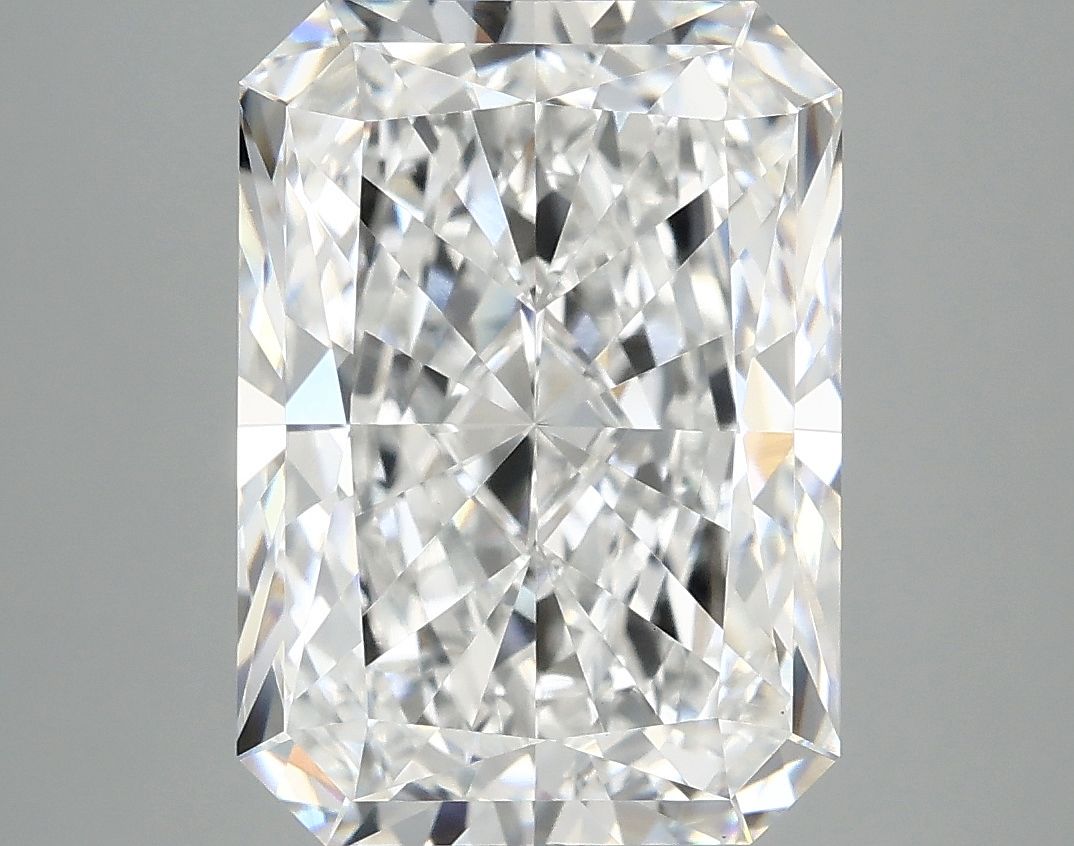 5.07 ct. radiant Lab Grown Diamond front image
