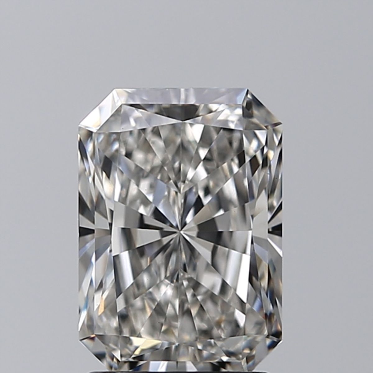 1.81 ct. radiant Lab Grown Diamond front image