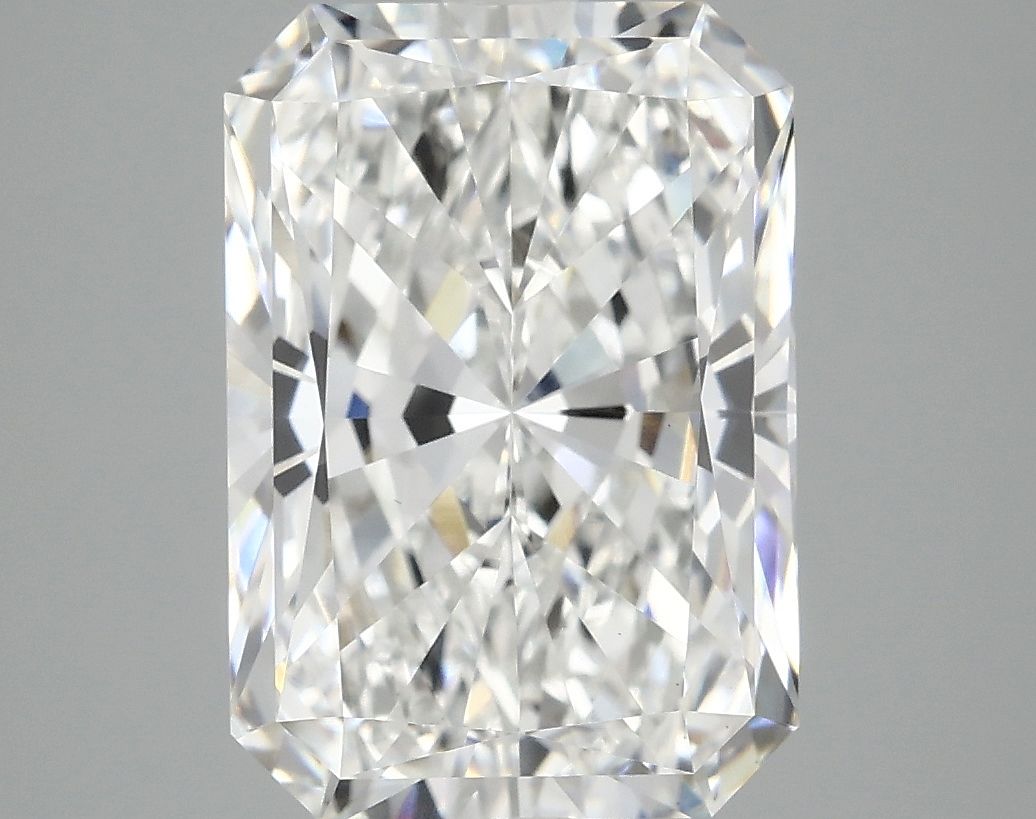 5.07 ct. radiant Lab Grown Diamond front image