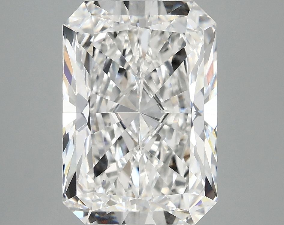 3.90 ct. radiant Lab Grown Diamond front image