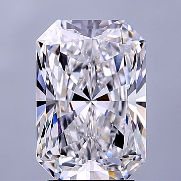 2.77 ct. radiant Lab Grown Diamond front image
