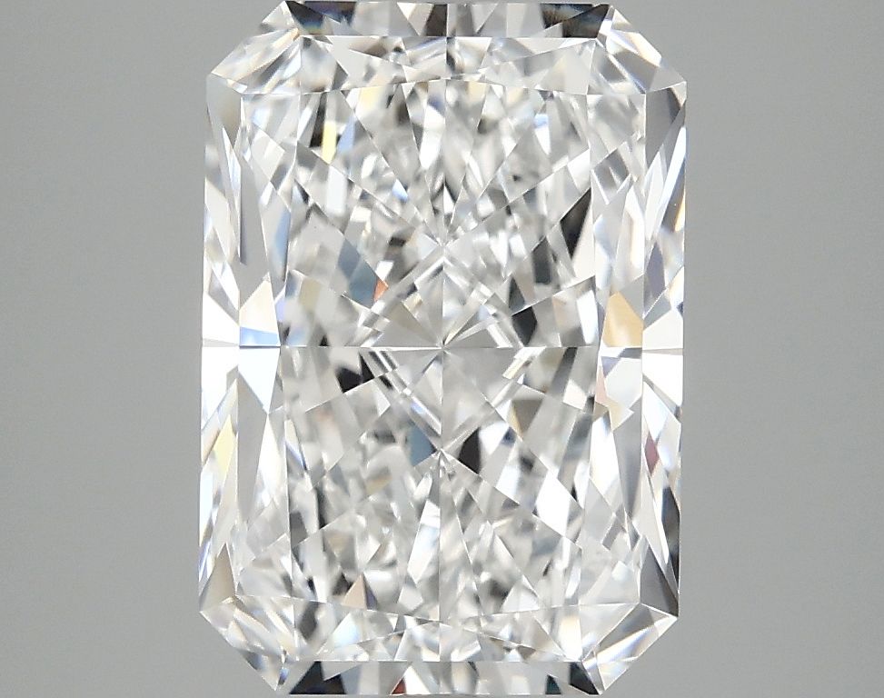 4.04 ct. radiant Lab Grown Diamond front image