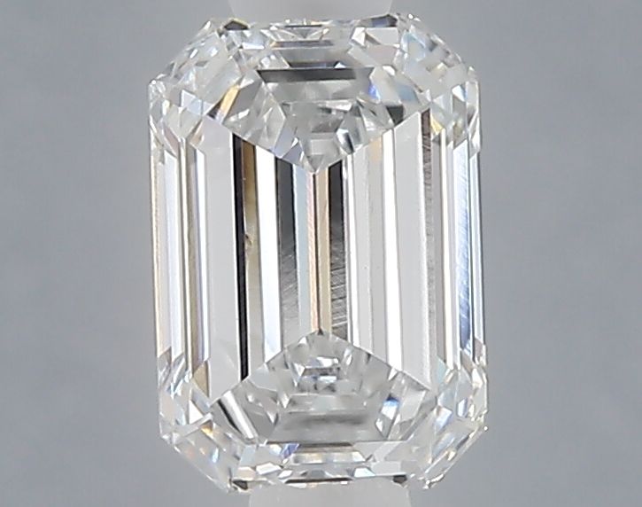 1.05 ct. emerald Lab Grown Diamond front image