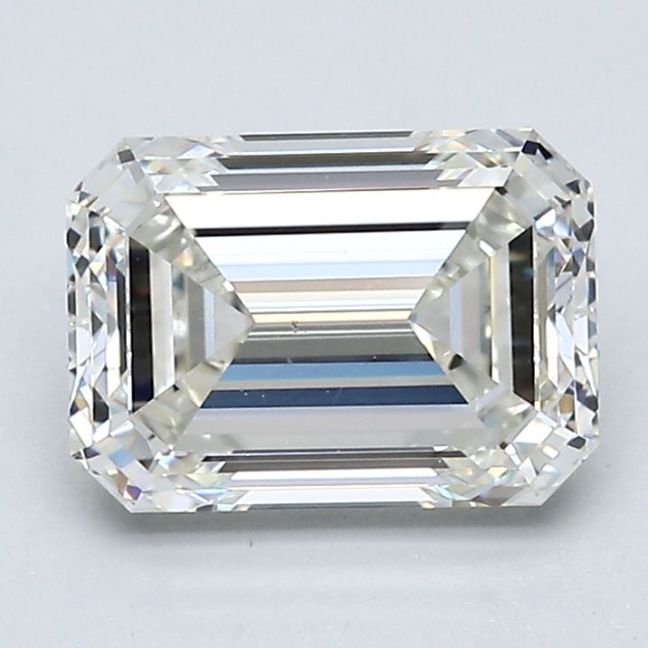 2.21 ct Emerald diamond