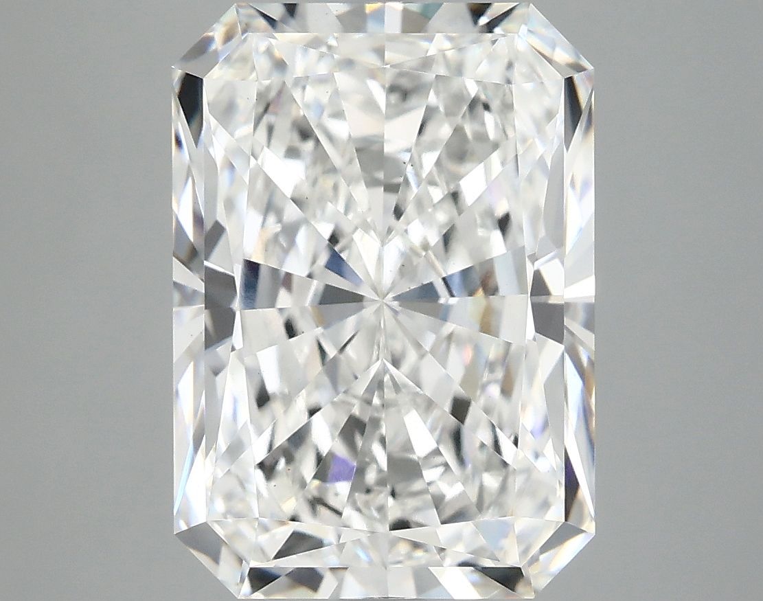 5.08 ct. radiant Lab Grown Diamond front image