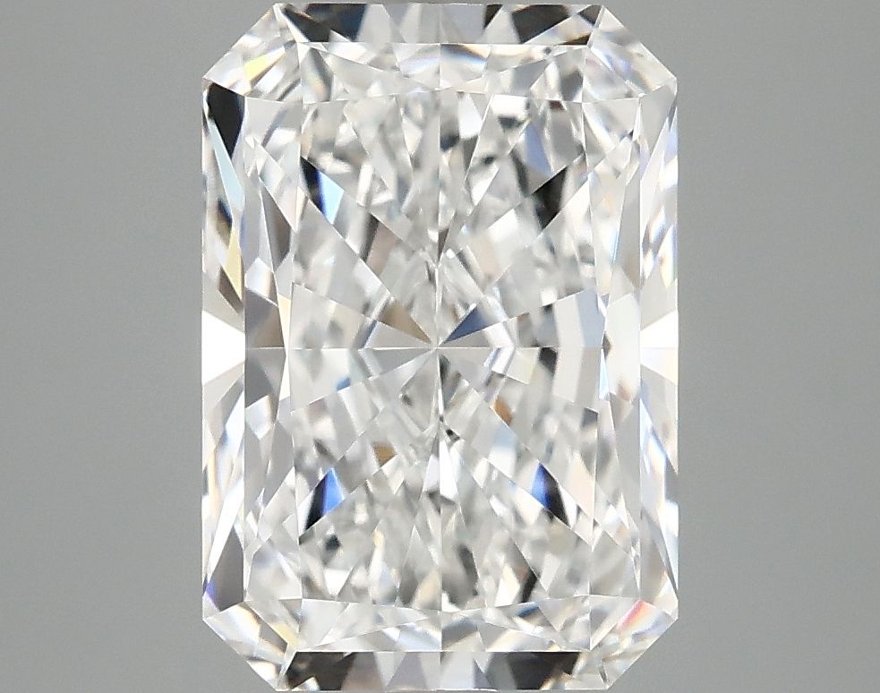 3.92 ct. radiant Lab Grown Diamond front image