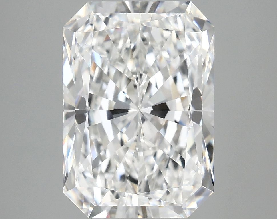 3.94 ct. radiant Lab Grown Diamond front image