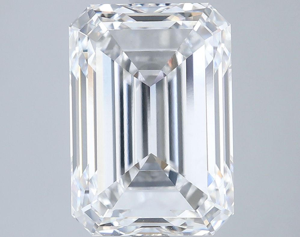 5.51 ct. emerald Lab Grown Diamond front image