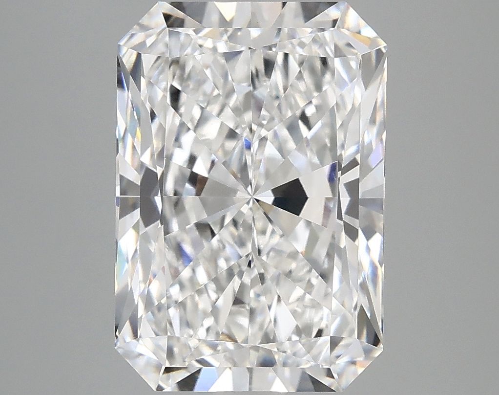 4.18 ct. radiant Lab Grown Diamond front image