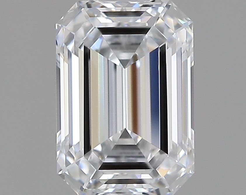 1.08 ct. emerald Lab Grown Diamond front image