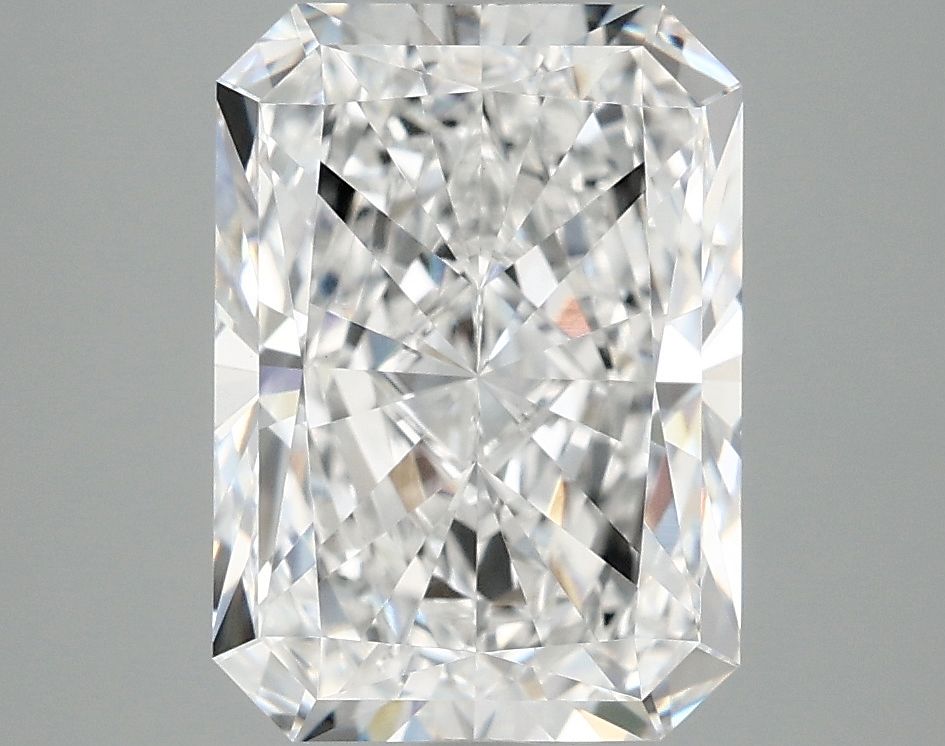 4.05 ct. radiant Lab Grown Diamond front image