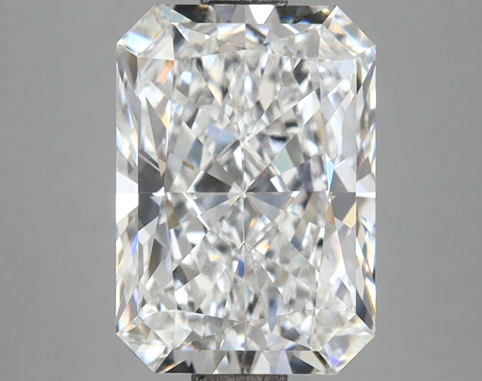 3.09 ct. radiant Lab Grown Diamond front image